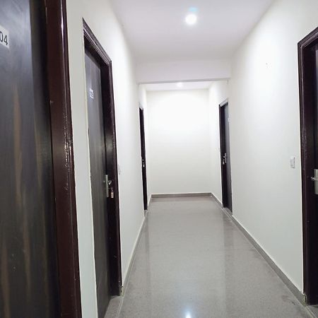 Hotel Krishna Tower Delhi  Exterior foto