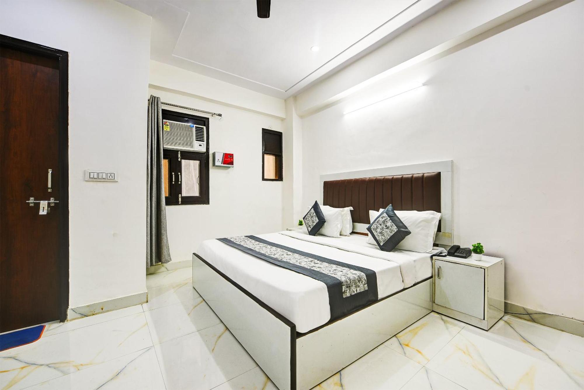 Hotel Krishna Tower Delhi  Exterior foto